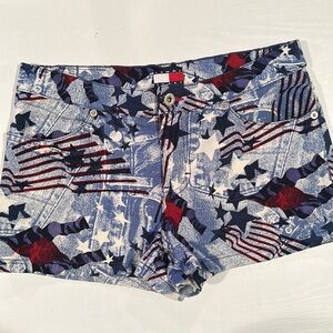 Tommy Hilfiger Women/Juniors Patriotic Shorts. Stars and Stripes. Size 7